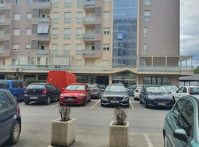 Victoria Apartment City Kvart