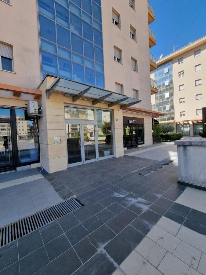 Victoria Kvart * Podgorica